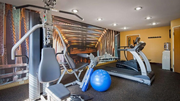 Best Western J. C. Inn image 12